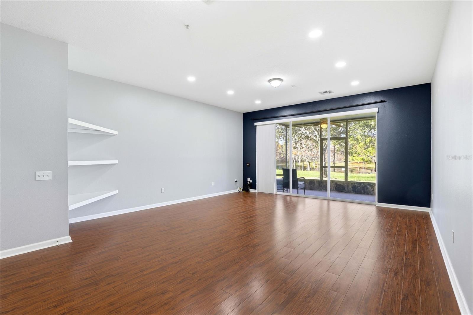 VISTAS/STONEBRIDGE PLACE PH 08 - Residential Lease