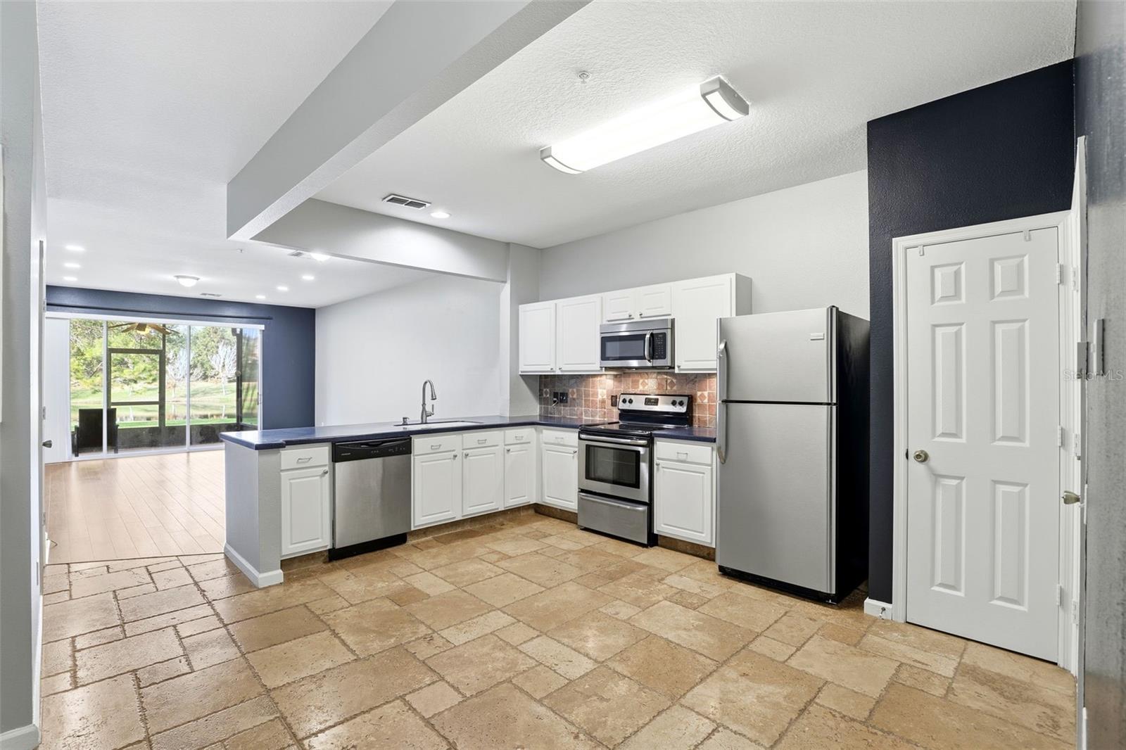 VISTAS/STONEBRIDGE PLACE PH 08 - Residential Lease