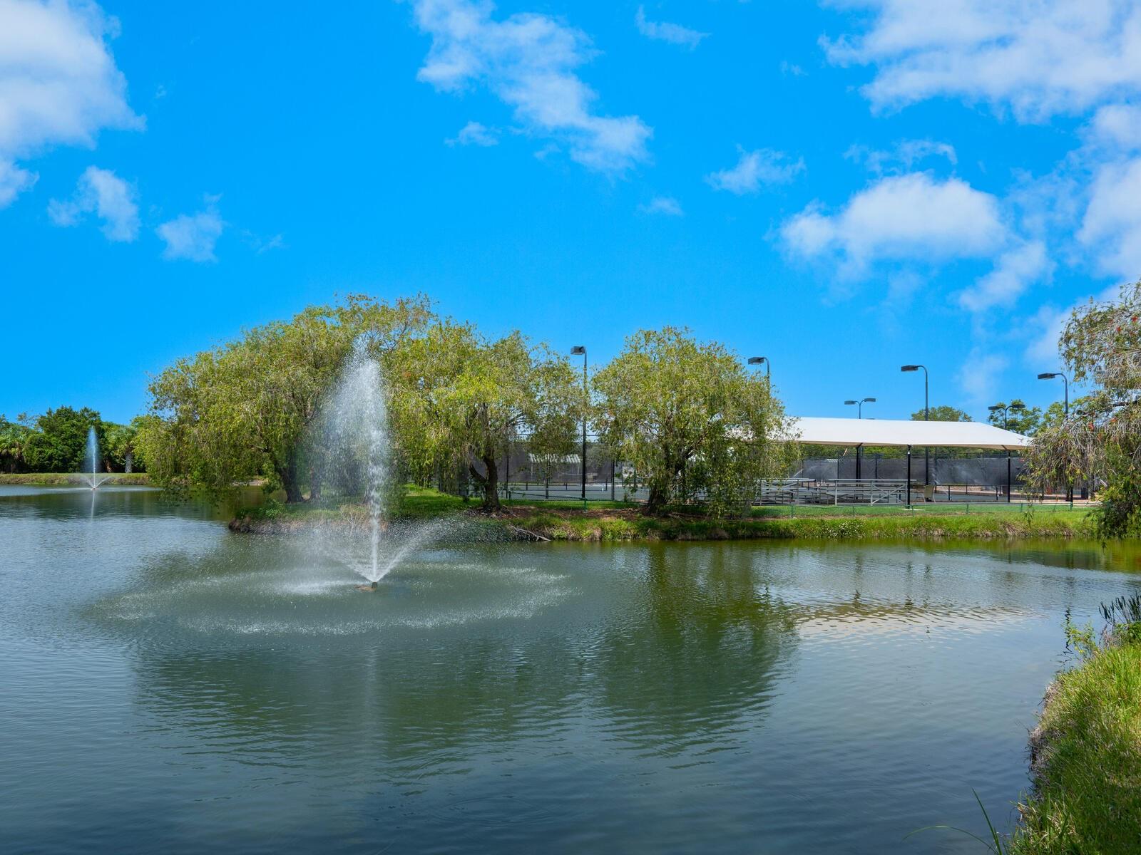 EAGLES POINT AT THE LANDINGS 1 - Residential