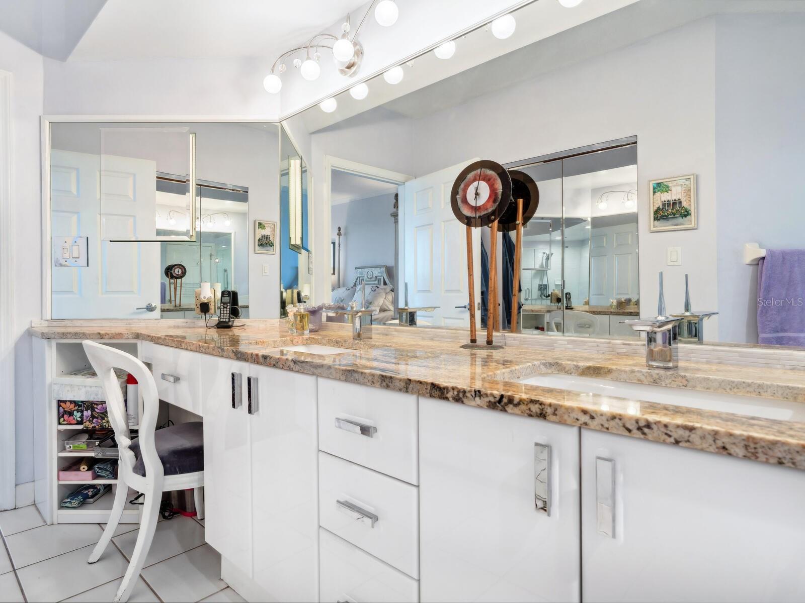 EAGLES POINT AT THE LANDINGS 1 - Residential