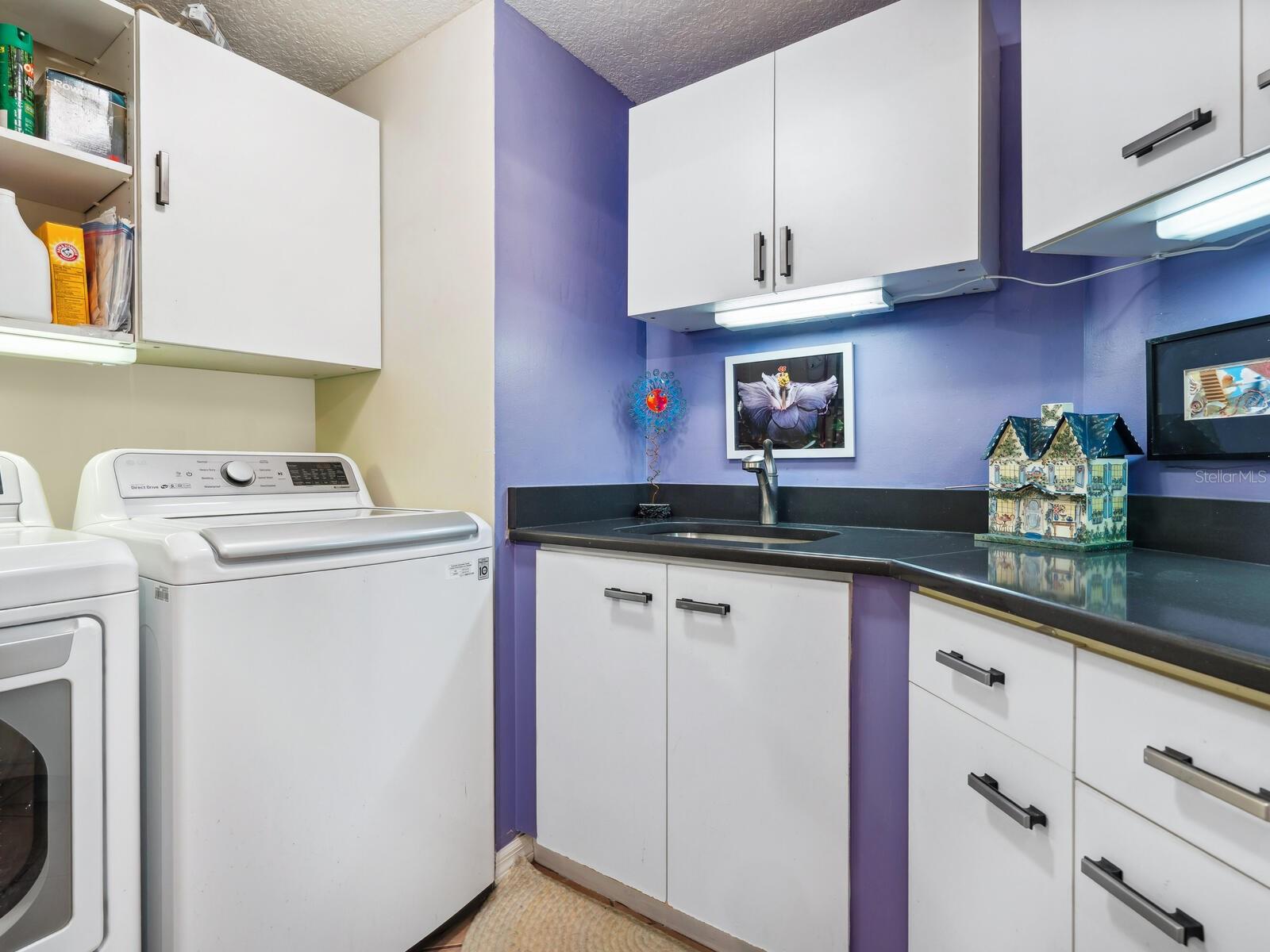 EAGLES POINT AT THE LANDINGS 1 - Residential