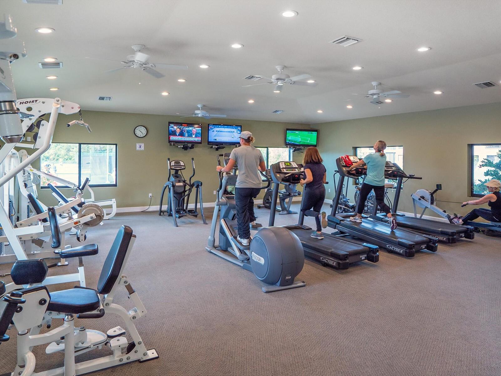 EAGLES POINT AT THE LANDINGS 1 - Residential