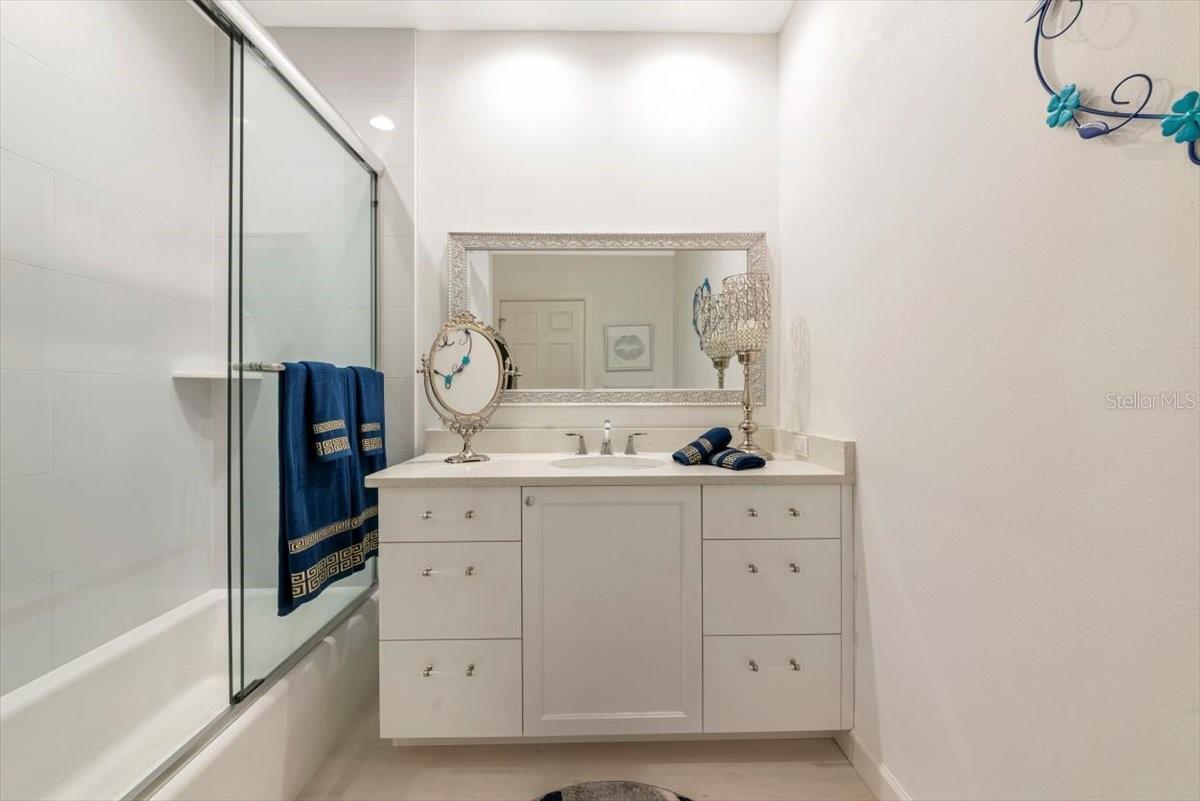 LAUREL OAK ESTATES SEC 02 - Residential