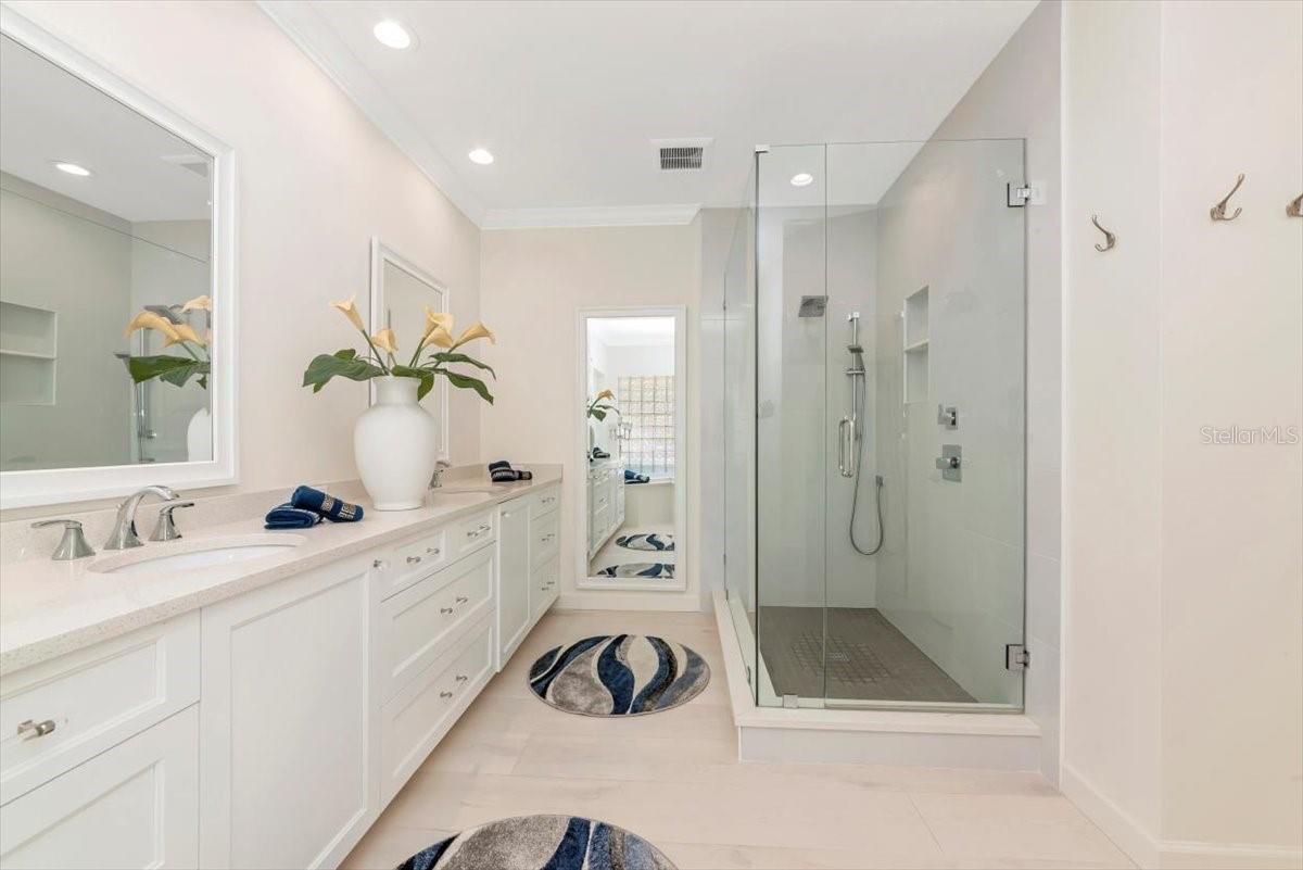 LAUREL OAK ESTATES SEC 02 - Residential