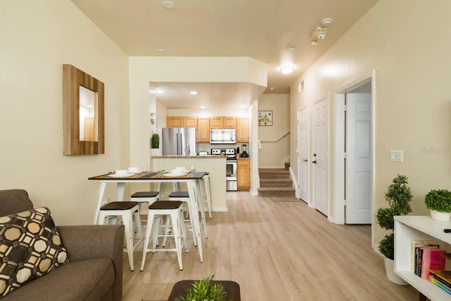 VENETIAN BAY VILLAGE CONDO PH 1 - Residential