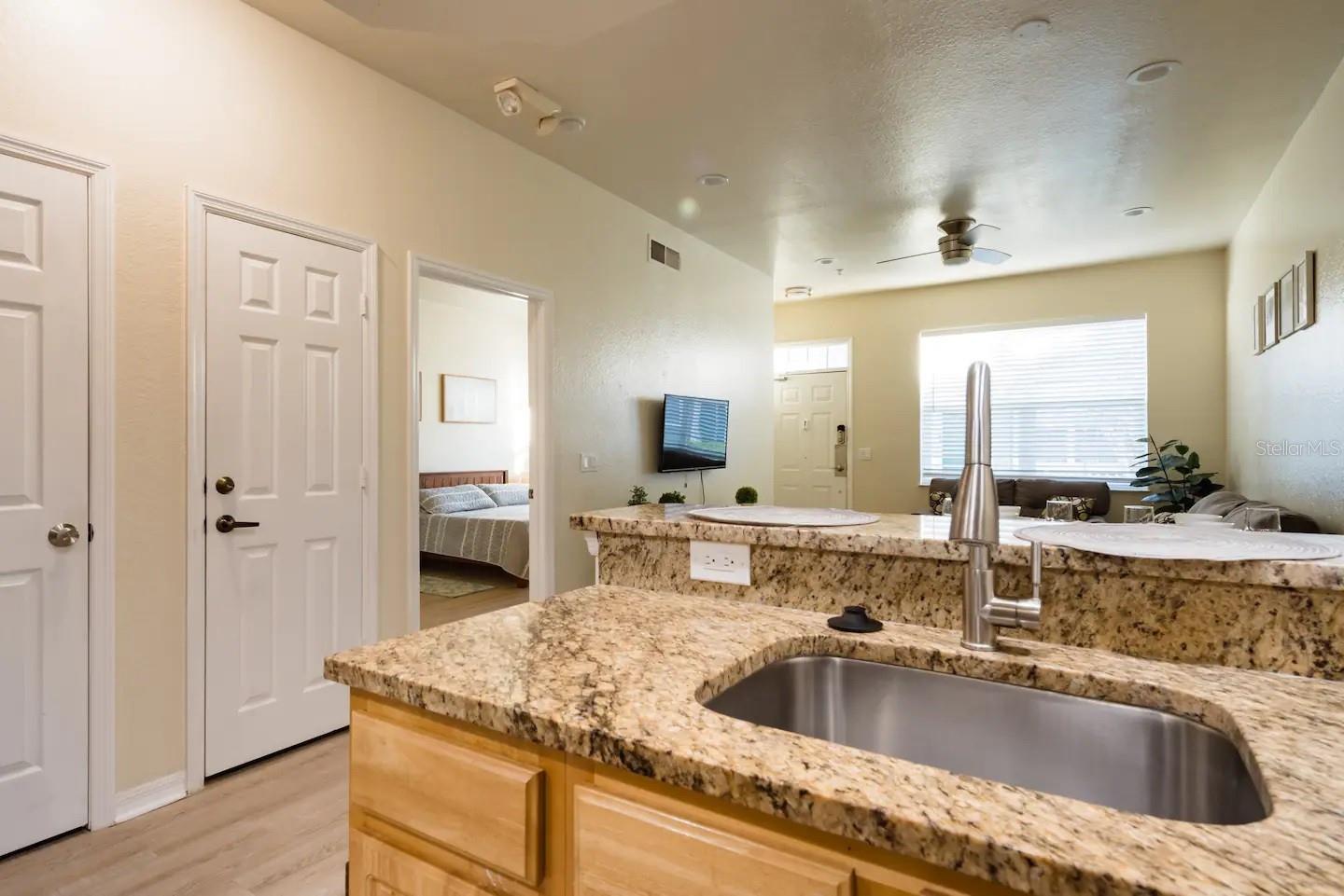 VENETIAN BAY VILLAGE CONDO PH 1 - Residential