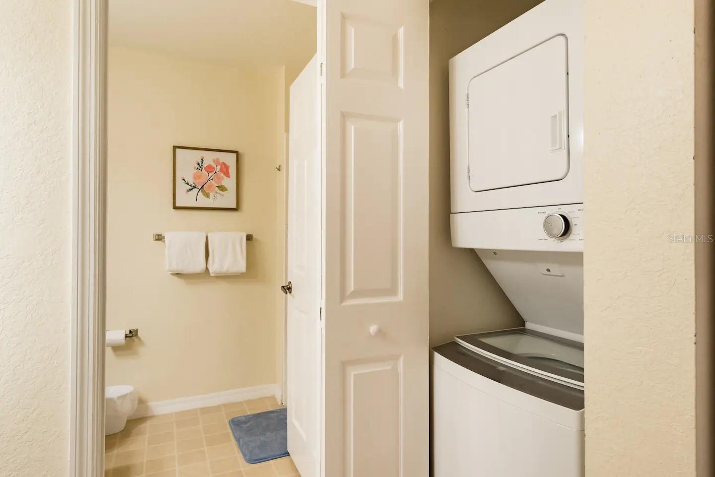 VENETIAN BAY VILLAGE CONDO PH 1 - Residential