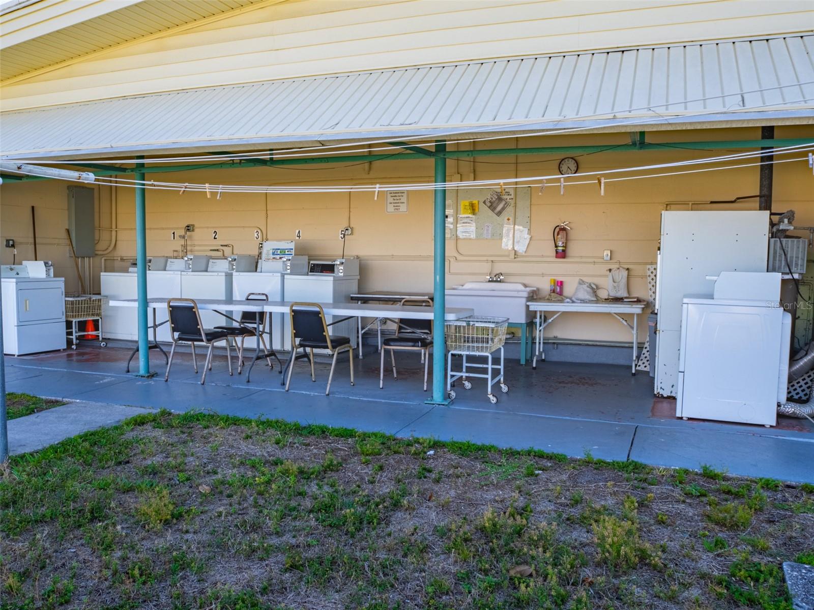 LAKE SEMINOLE ESTATES MOBILE HOME PARK UNREC - Residential