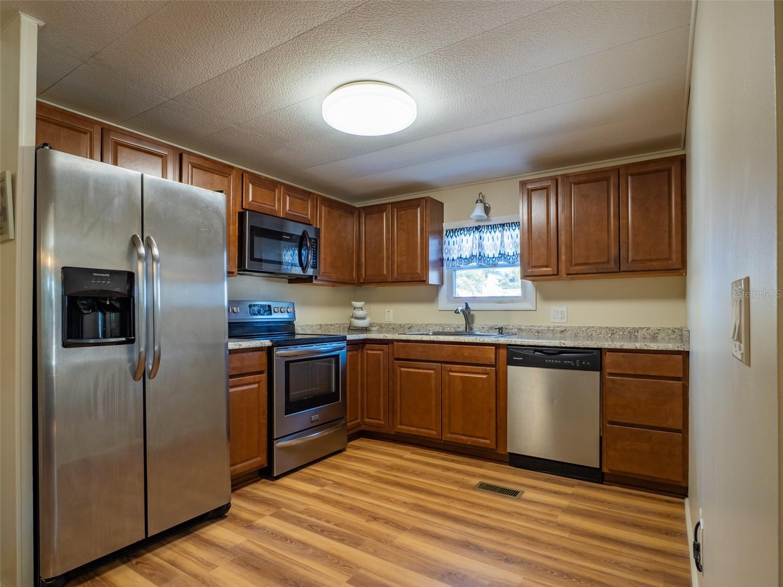 401 DENICE DRIVE 401