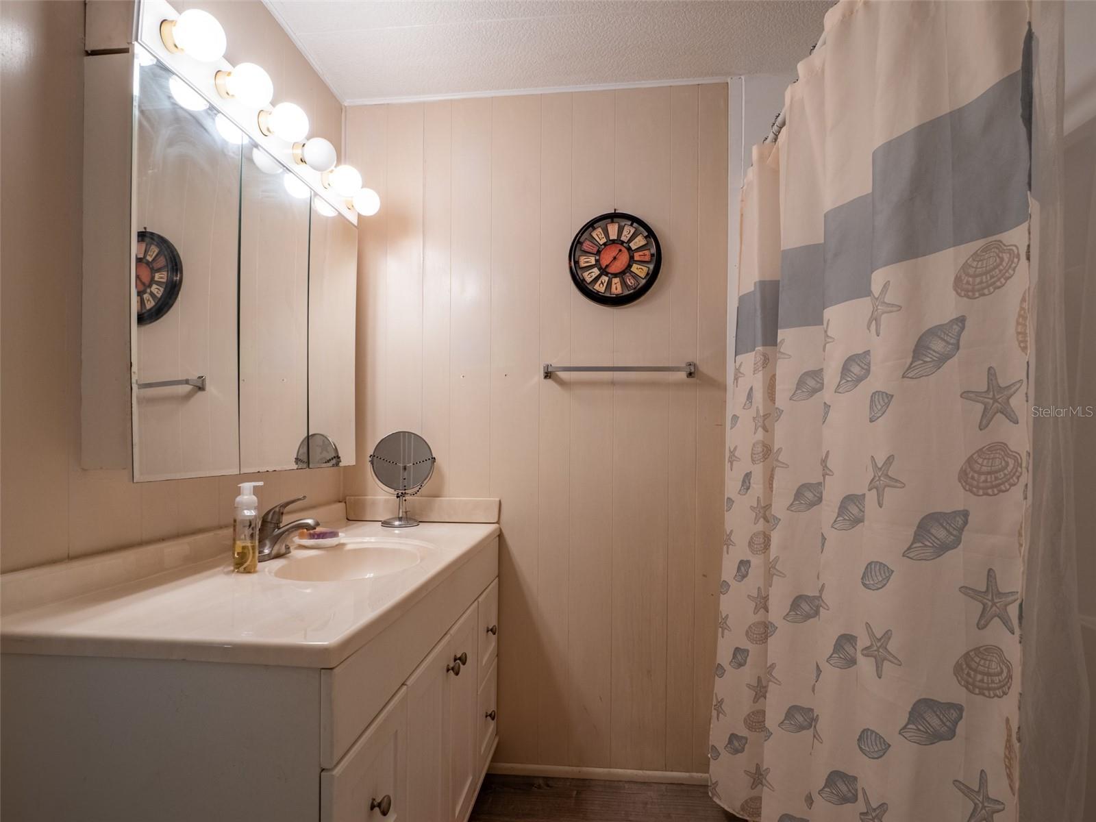 LAKE SEMINOLE ESTATES MOBILE HOME PARK UNREC - Residential