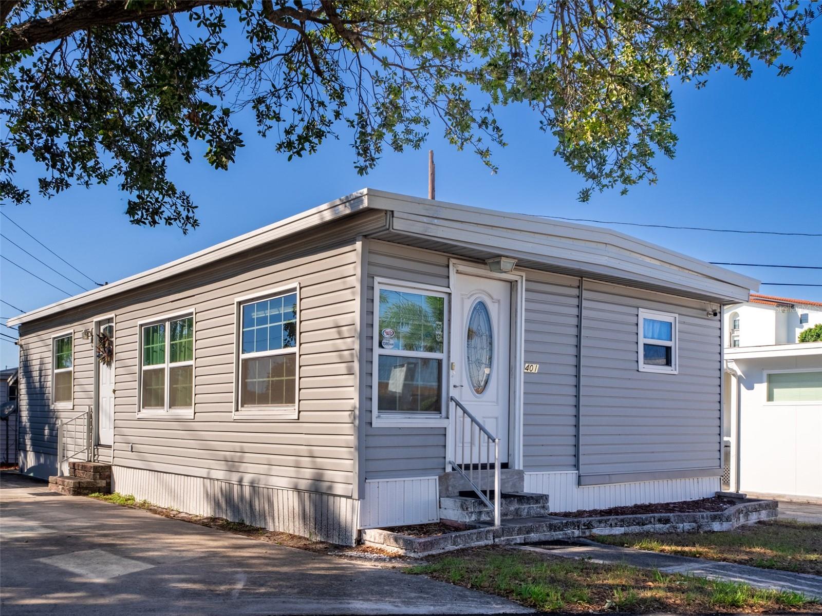 LAKE SEMINOLE ESTATES MOBILE HOME PARK UNREC - Residential