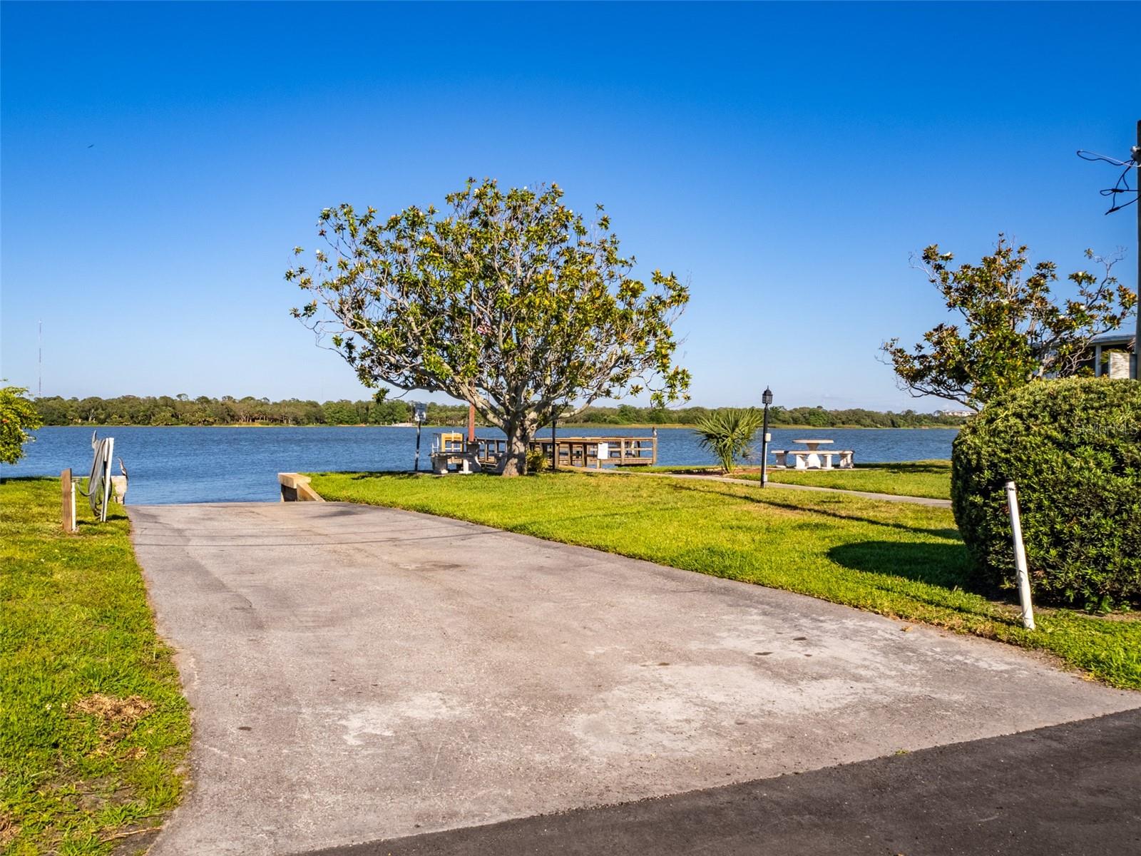 LAKE SEMINOLE ESTATES MOBILE HOME PARK UNREC - Residential
