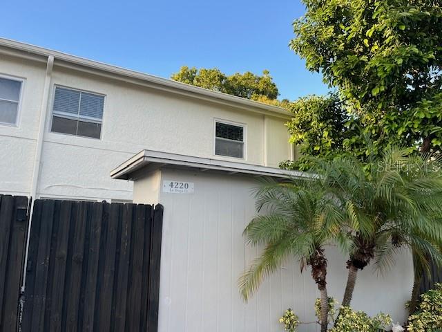 TAMPA VILLAS SOUTH UNIT 2 - Residential