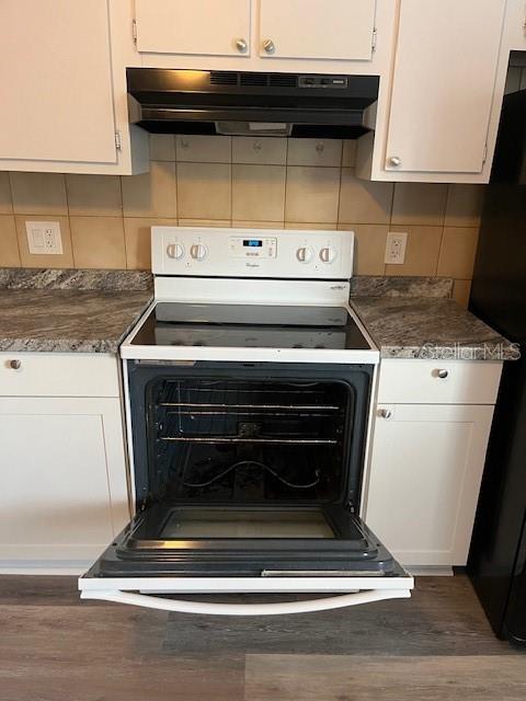 TAMPA VILLAS SOUTH UNIT 2 - Residential