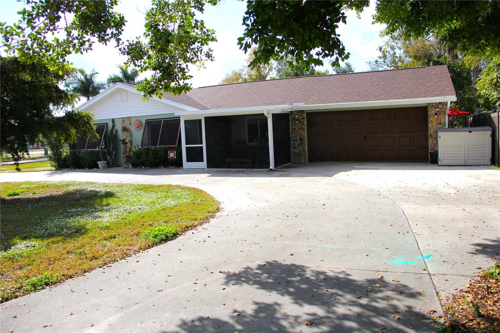 WOODS 2ND ADD - Residential