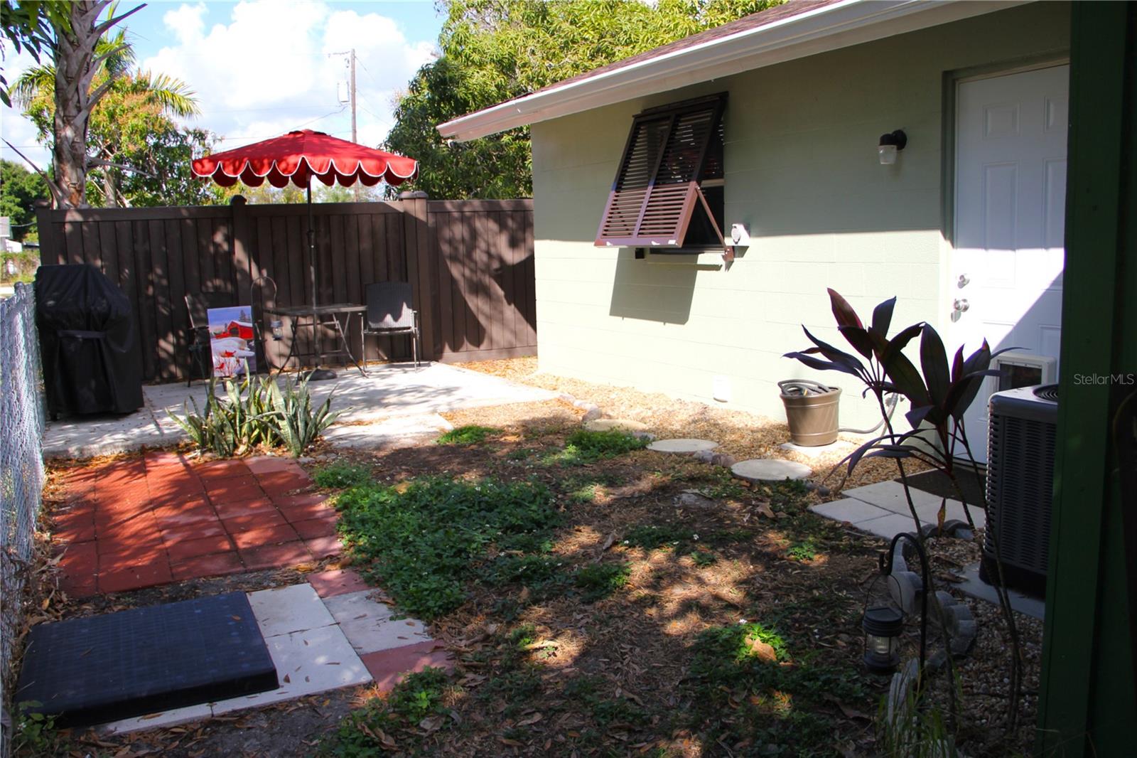 WOODS 2ND ADD - Residential