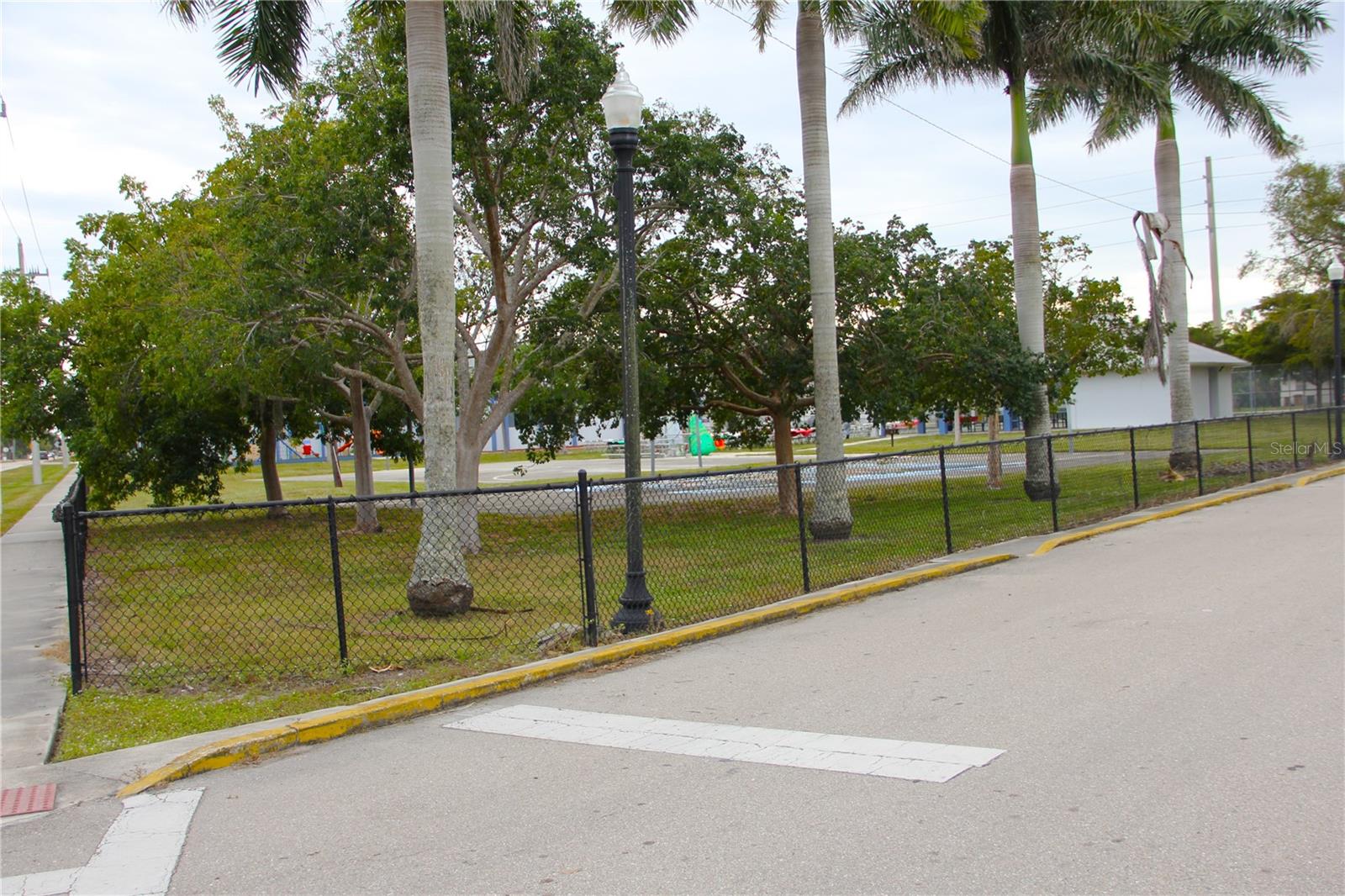 WOODS 2ND ADD - Residential