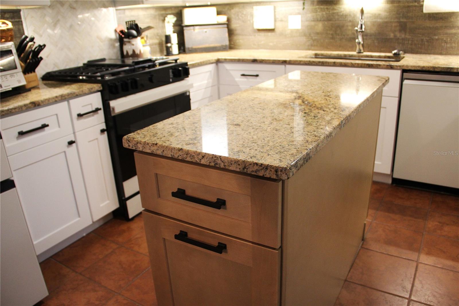 WOODS 2ND ADD - Residential