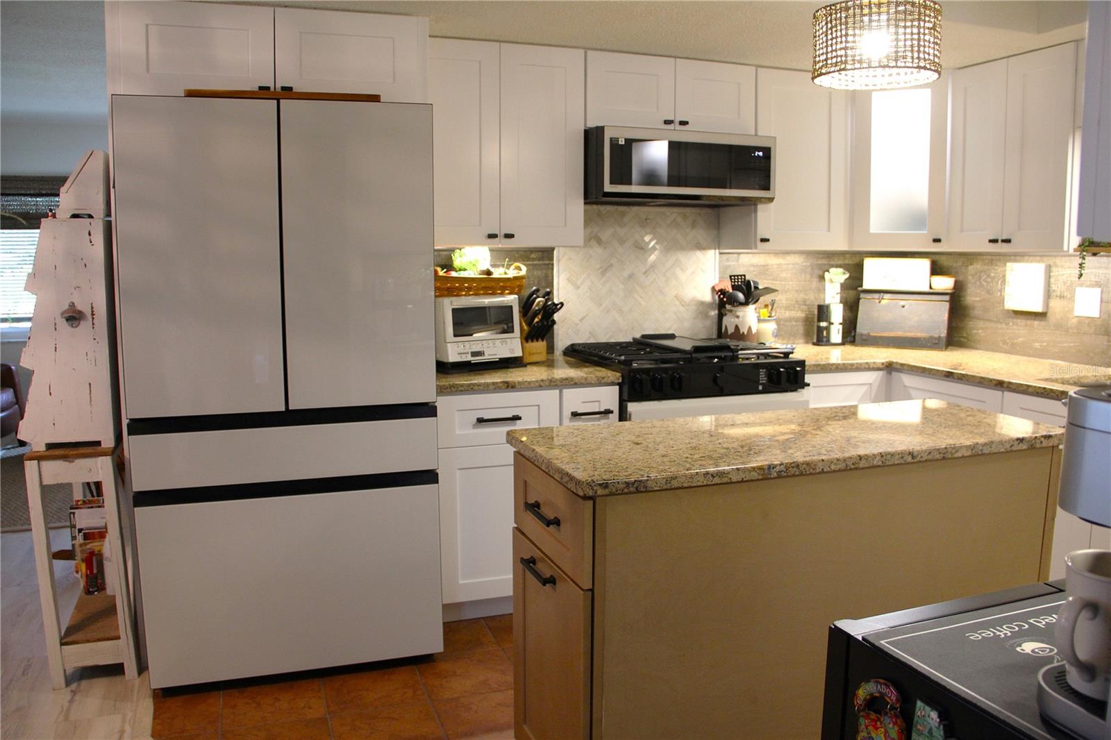 WOODS 2ND ADD - Residential