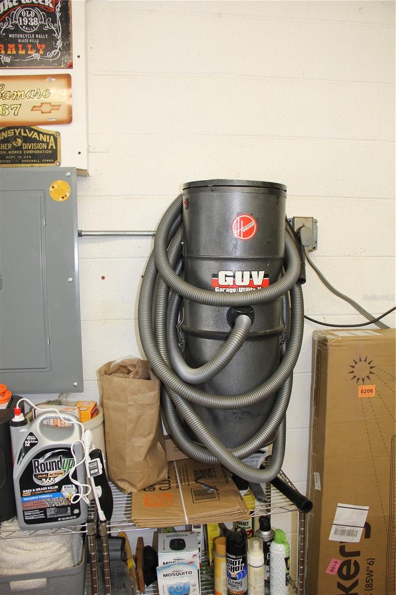 WOODS 2ND ADD - Residential