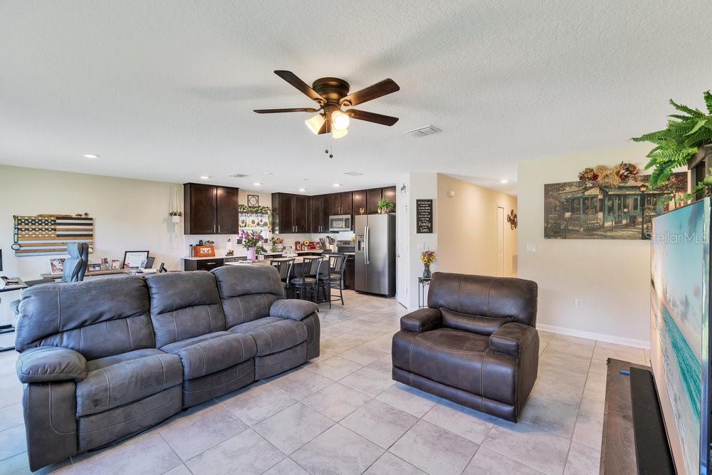 STOREY CREEK PH 1 - Residential Lease