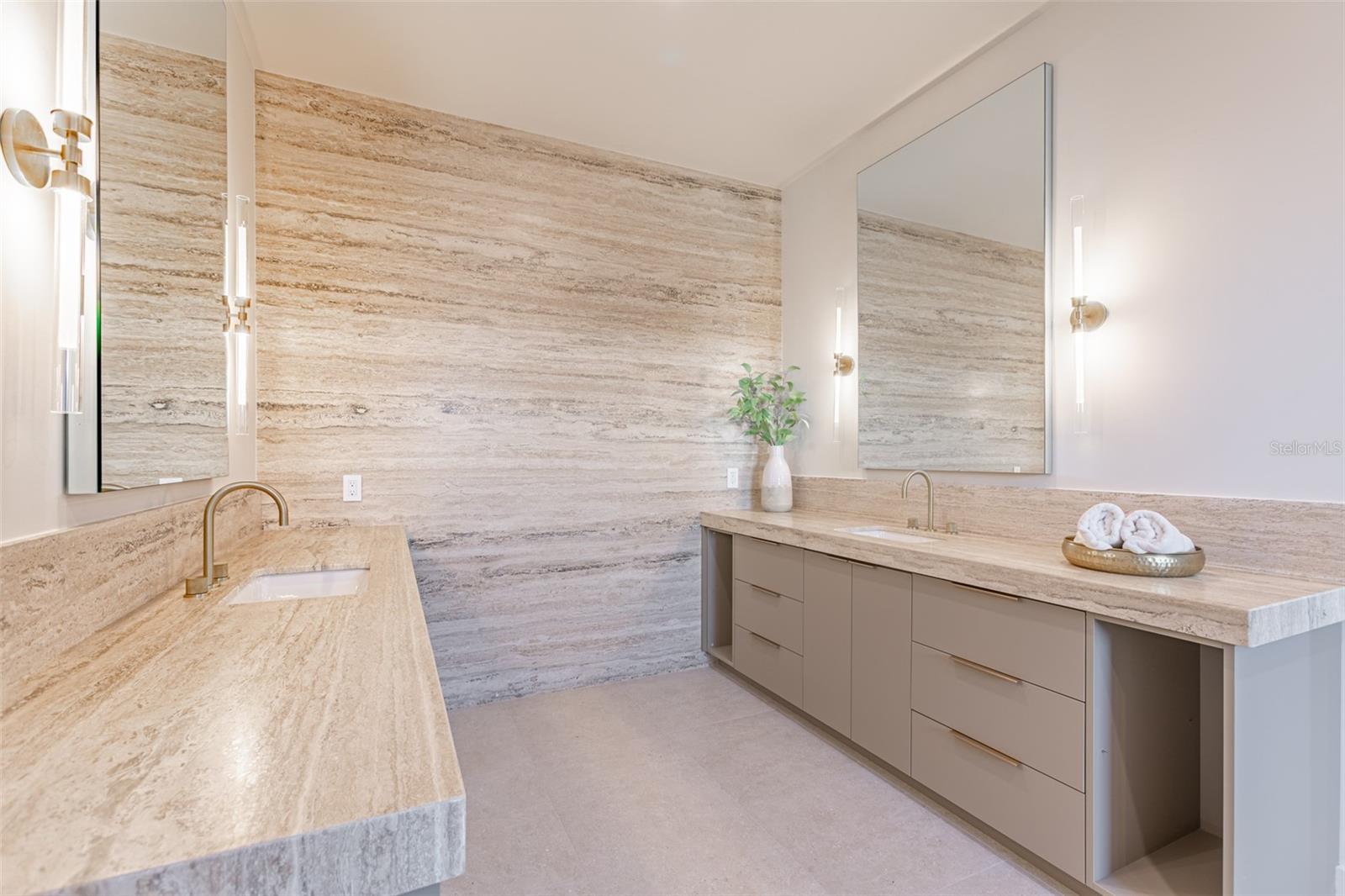 VENETIAN ISLES - Residential