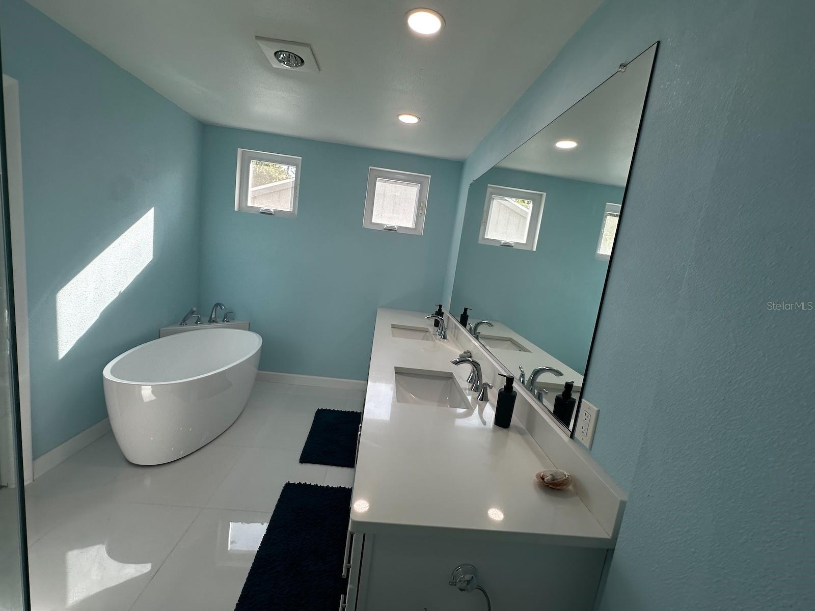 TARPON WOODS 4TH ADD - Residential