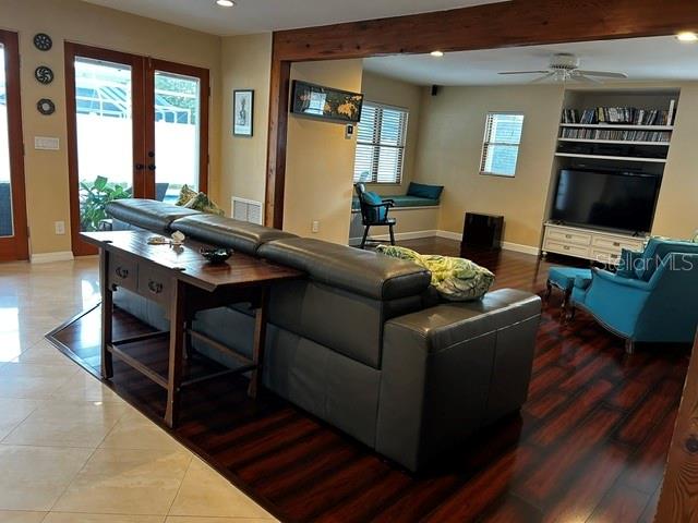 TARPON WOODS 4TH ADD - Residential