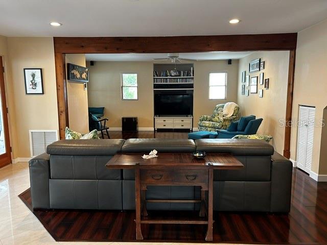 TARPON WOODS 4TH ADD - Residential