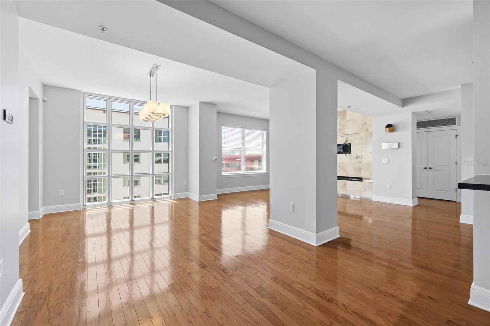 1227 E MADISON STREET 902