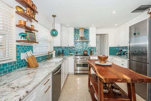 HARBOR HILLS - Residential