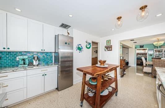 HARBOR HILLS - Residential