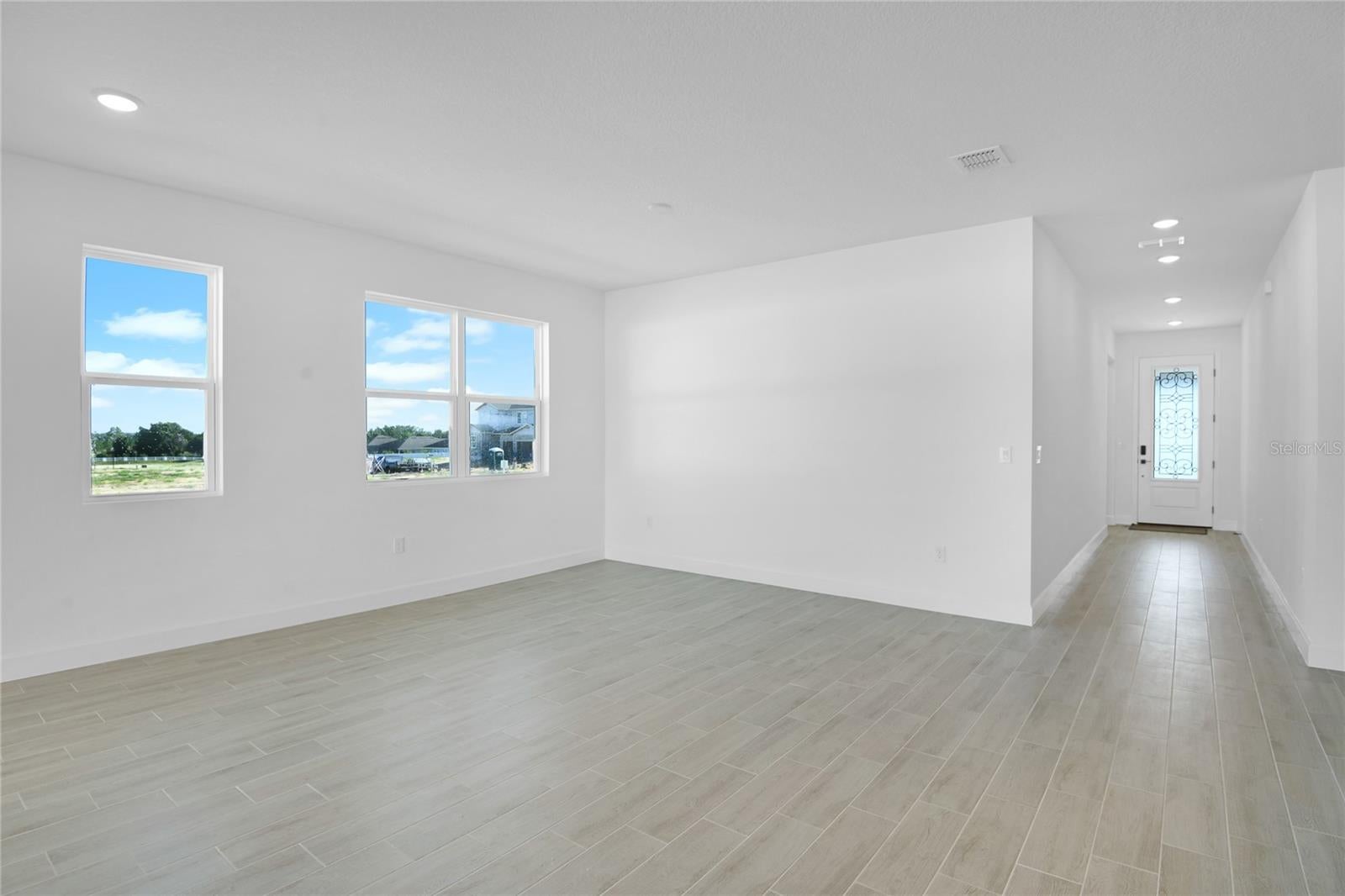 3037 WOODCLIFF LAKE CIRCLE