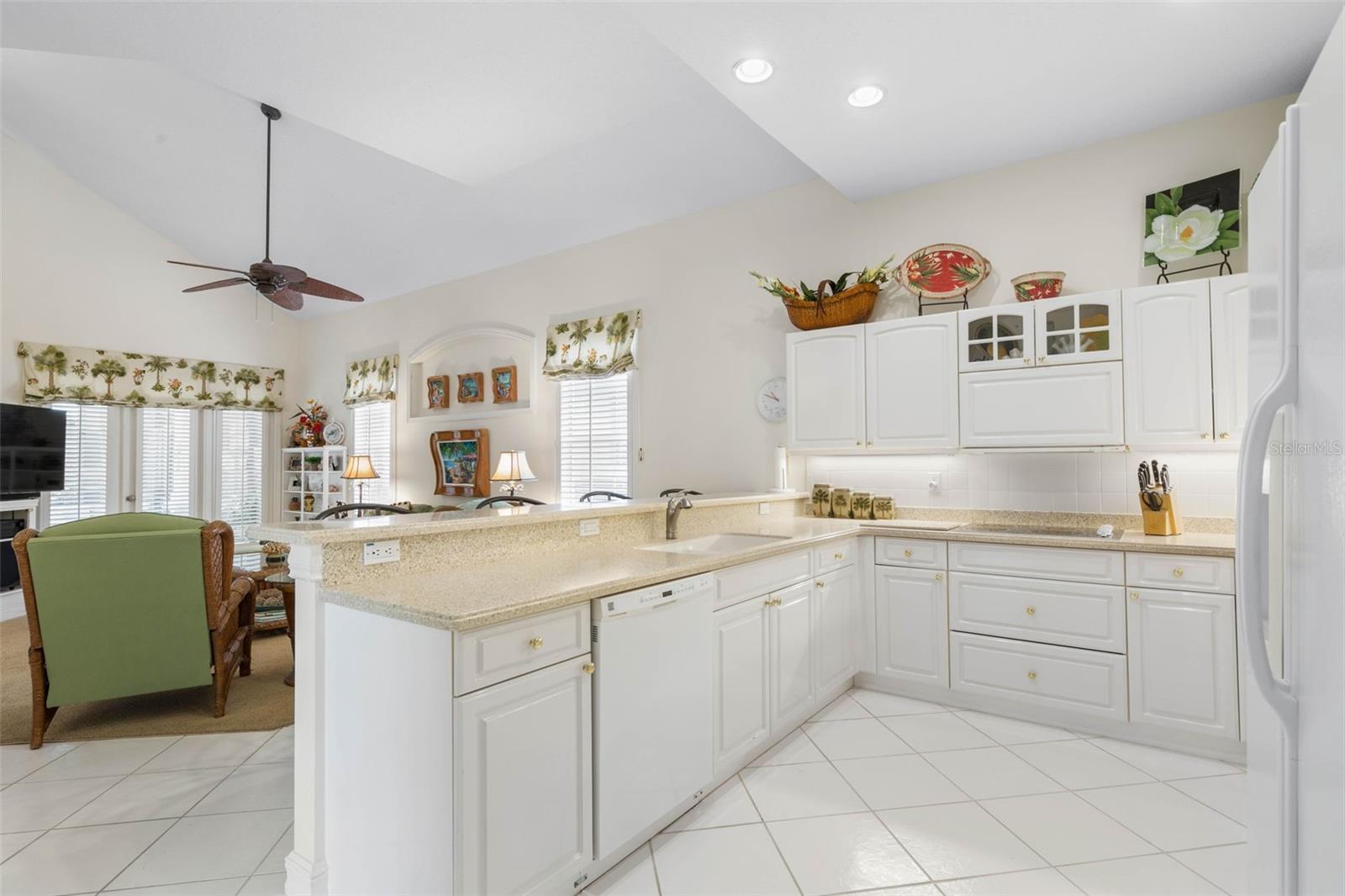 HAMMOCK DUNES - Residential