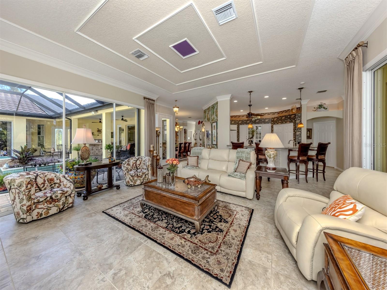 VENICE GOLF & COUNTRY CLUB - Residential