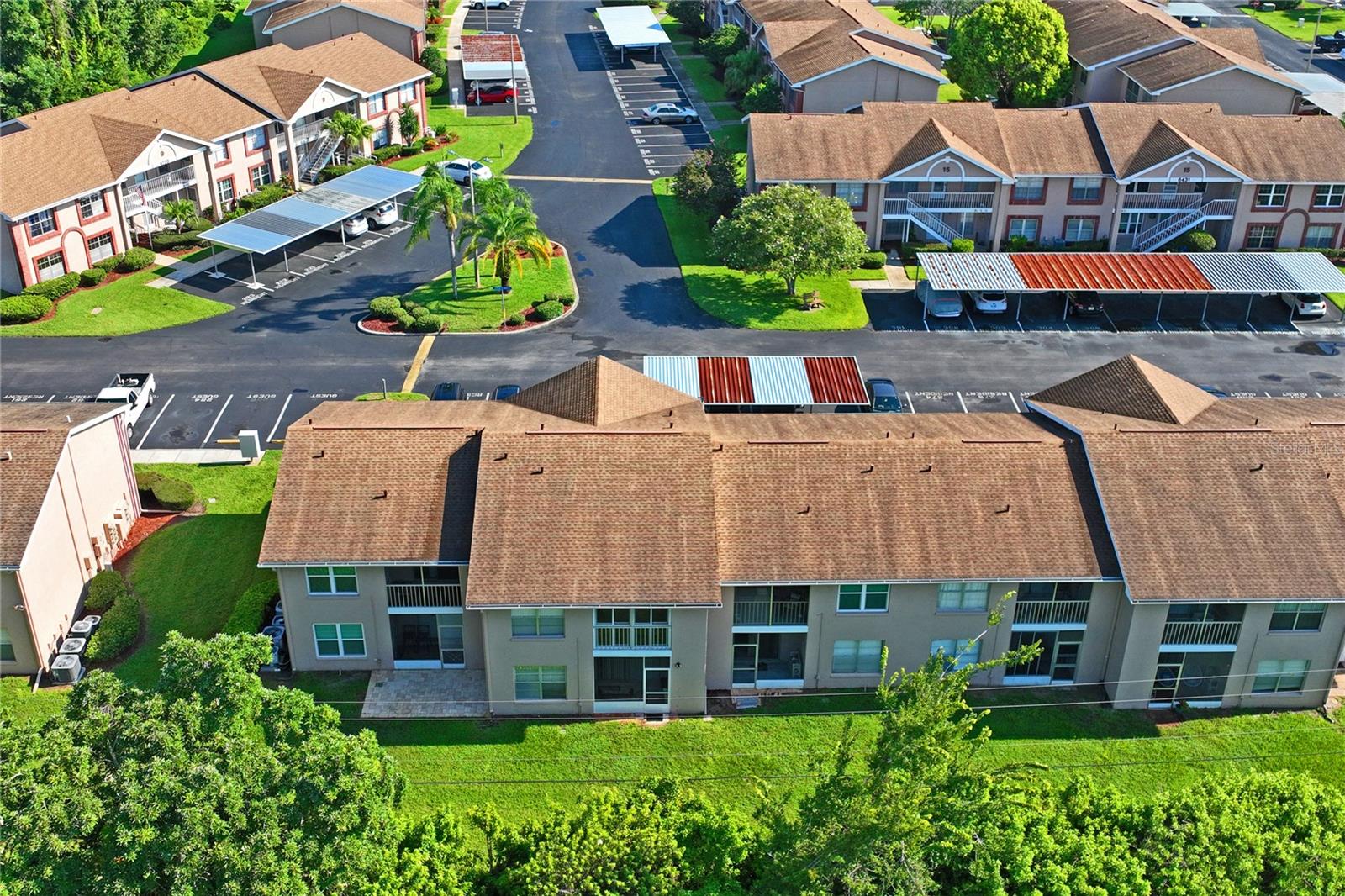 SUNNYBROOK CONDO 07 - Residential