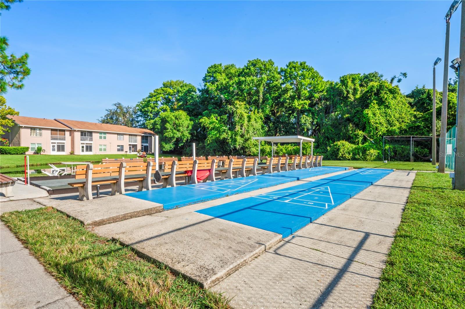 SUNNYBROOK CONDO 07 - Residential