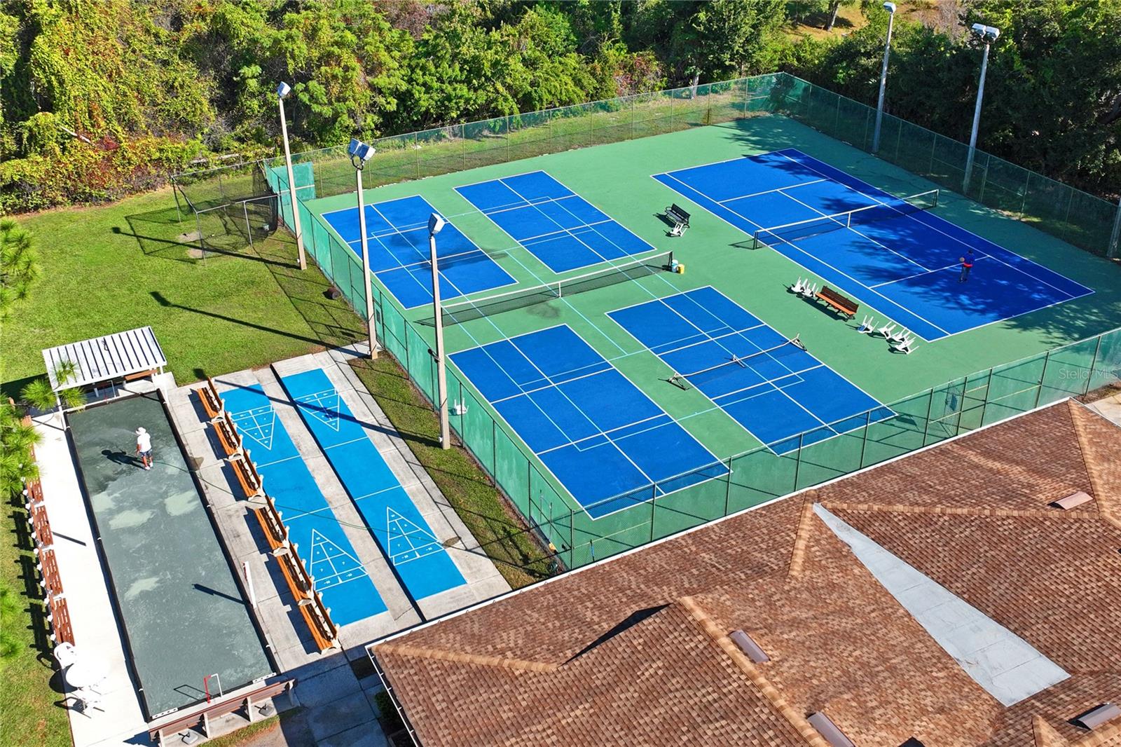 SUNNYBROOK CONDO 07 - Residential