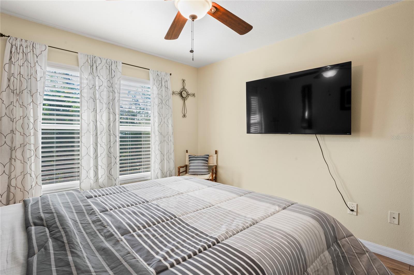 SUNNYBROOK CONDO 07 - Residential