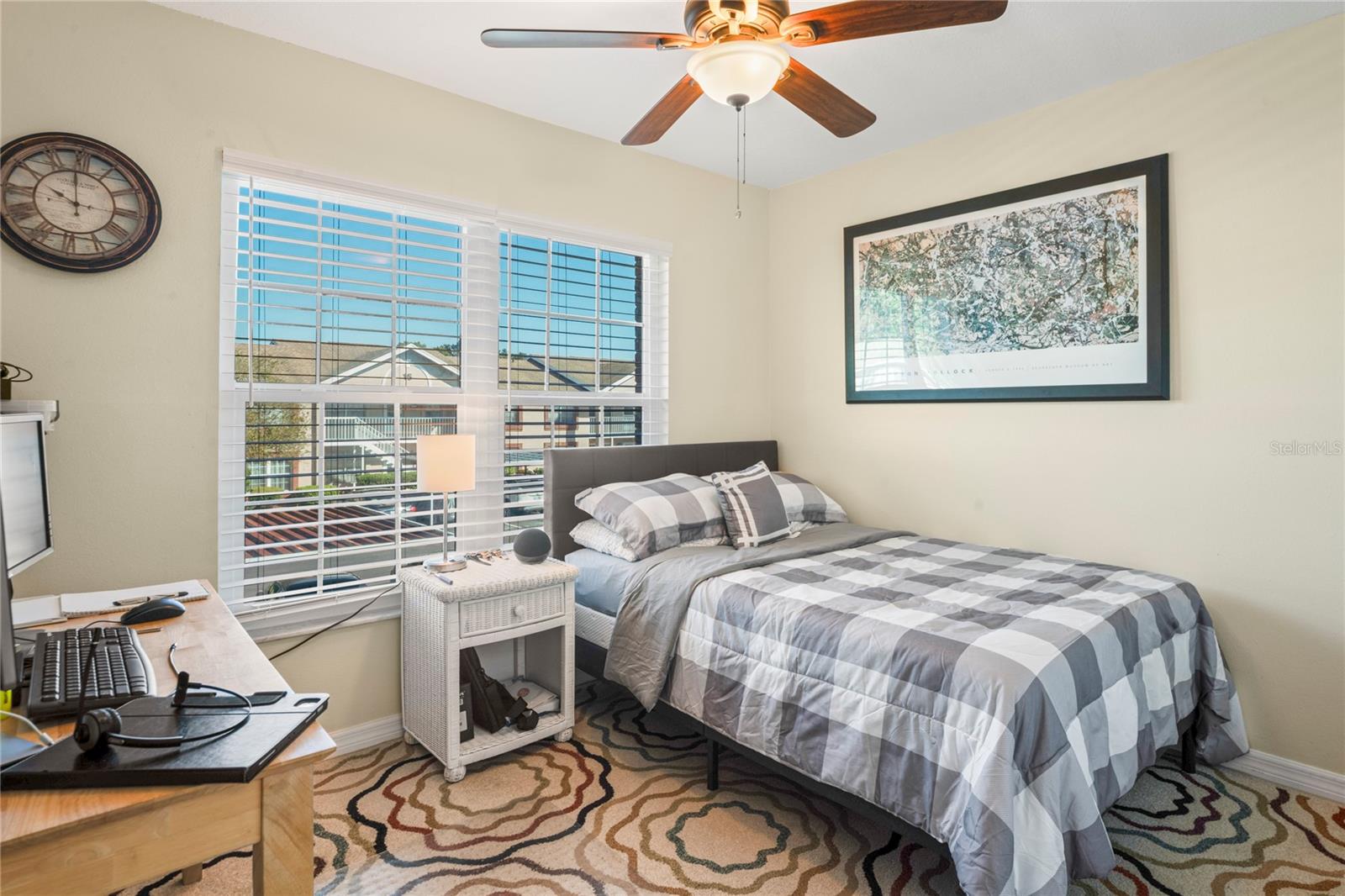 SUNNYBROOK CONDO 07 - Residential