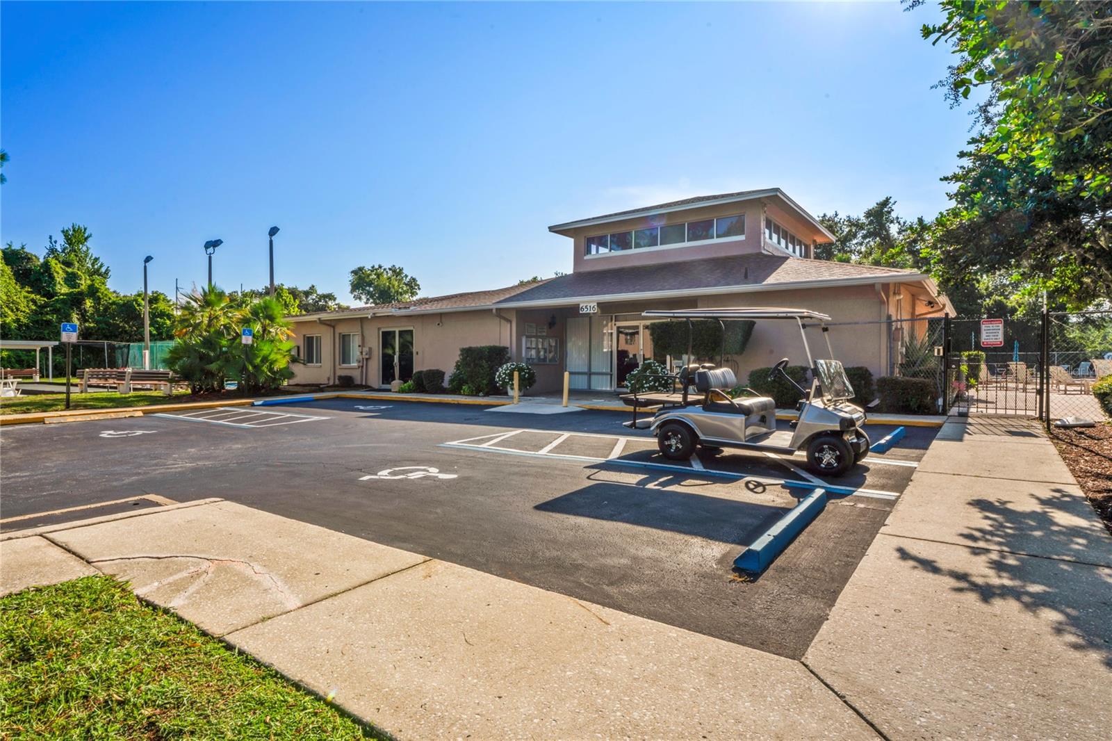 SUNNYBROOK CONDO 07 - Residential