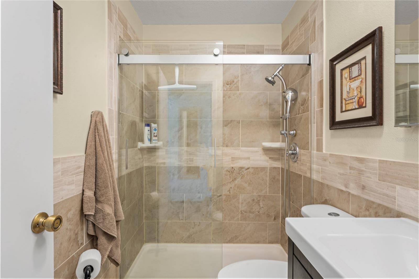 SUNNYBROOK CONDO 07 - Residential