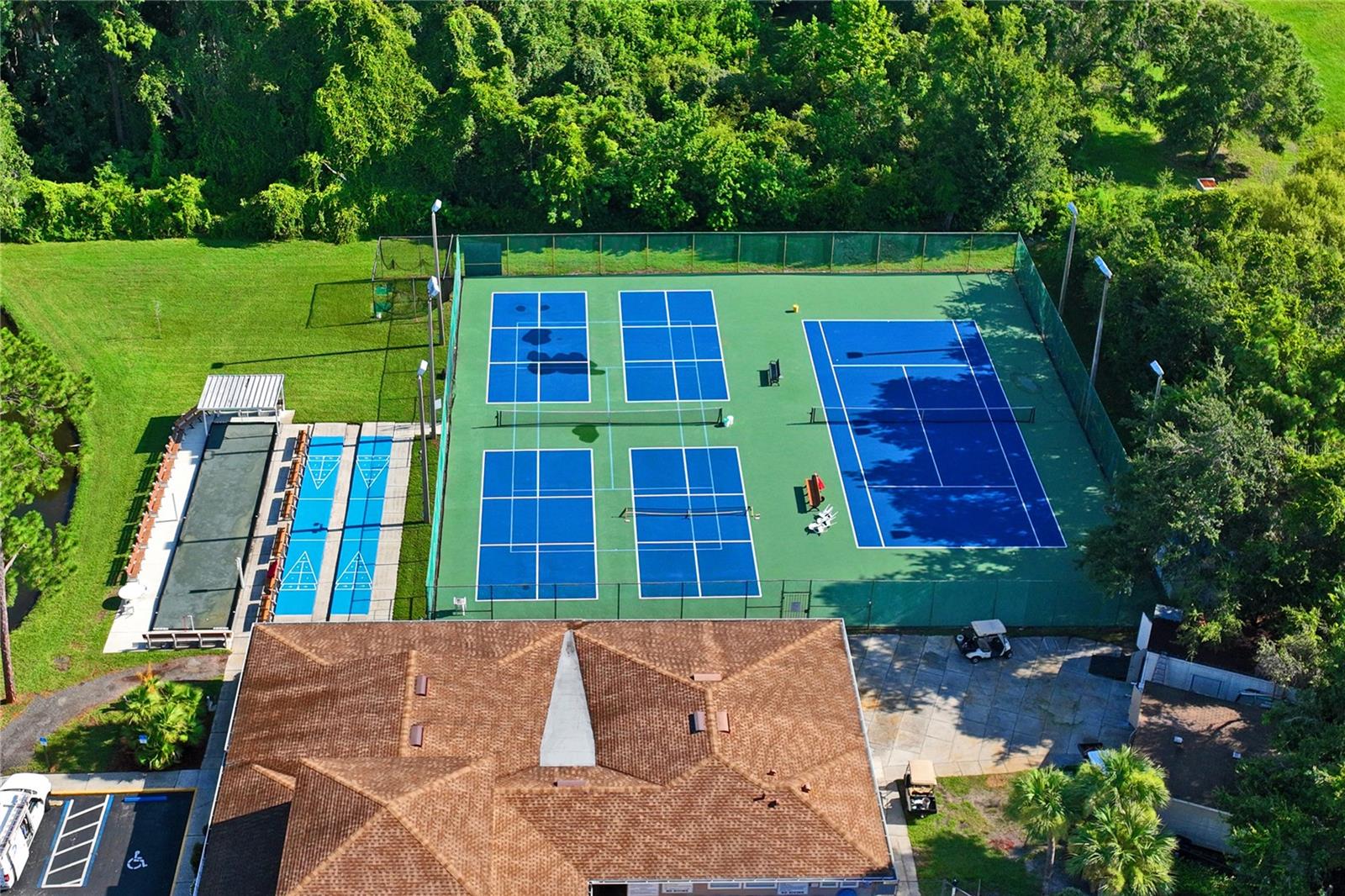 SUNNYBROOK CONDO 07 - Residential