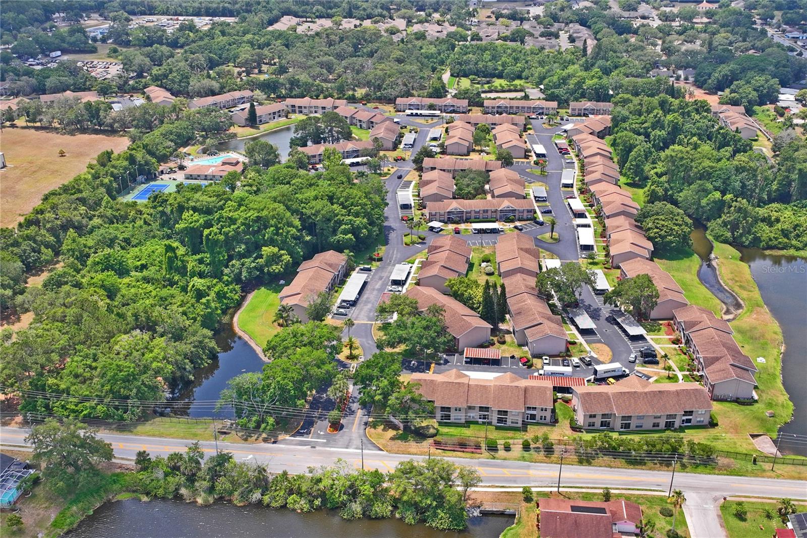 SUNNYBROOK CONDO 07 - Residential