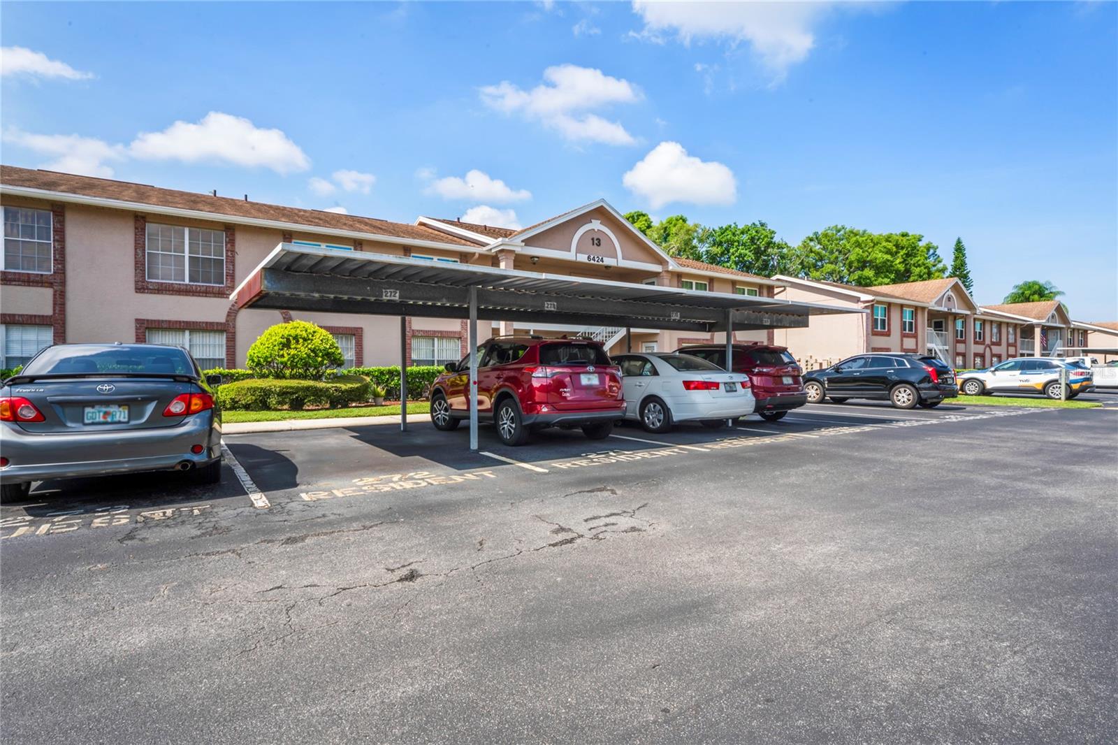 SUNNYBROOK CONDO 07 - Residential