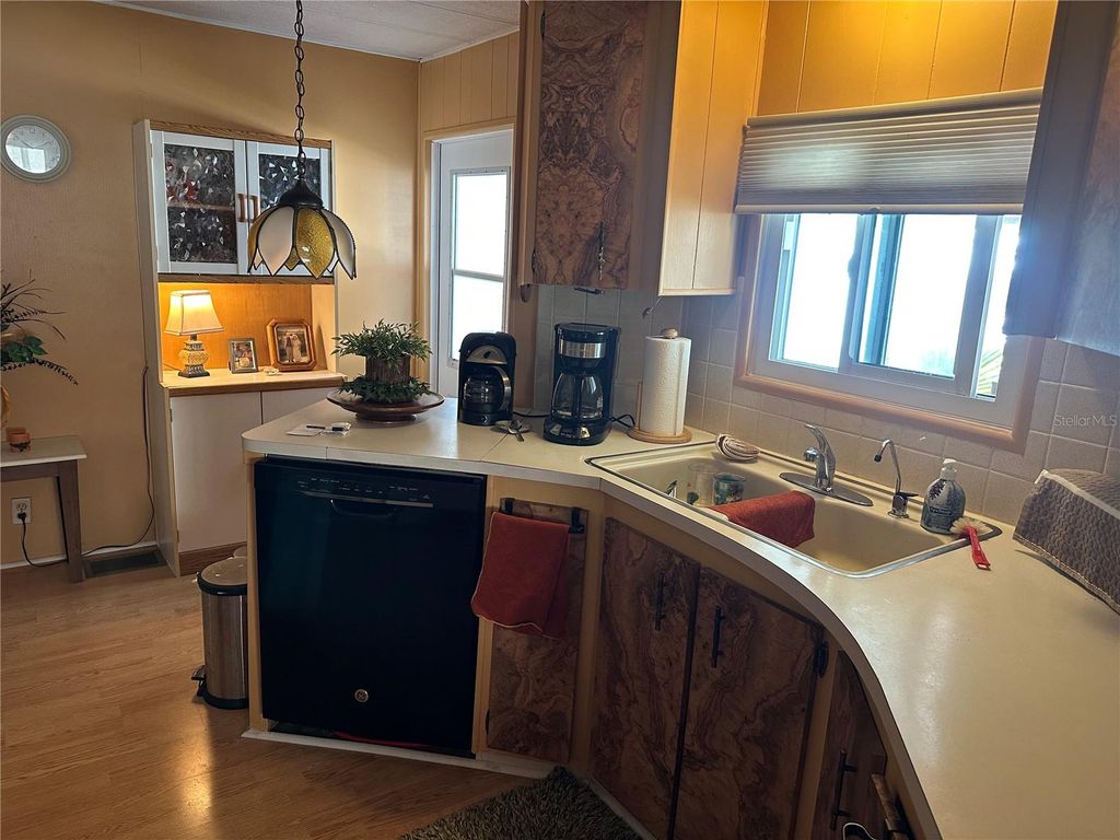 Photo of 5800 Forsythia Road, Venice, FL 34293 (MLS # N6140946)