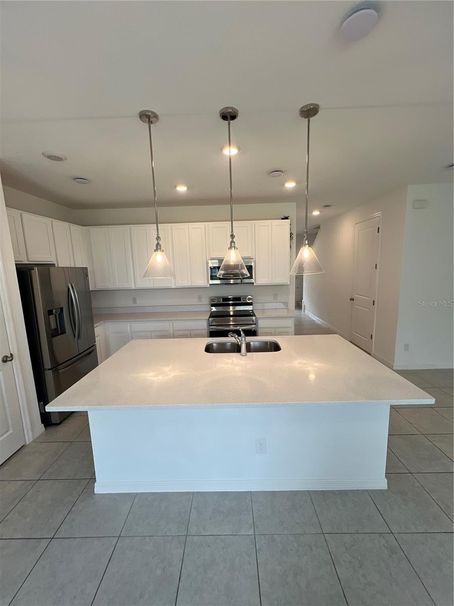 FESTIVAL PH 5 - Residential Lease