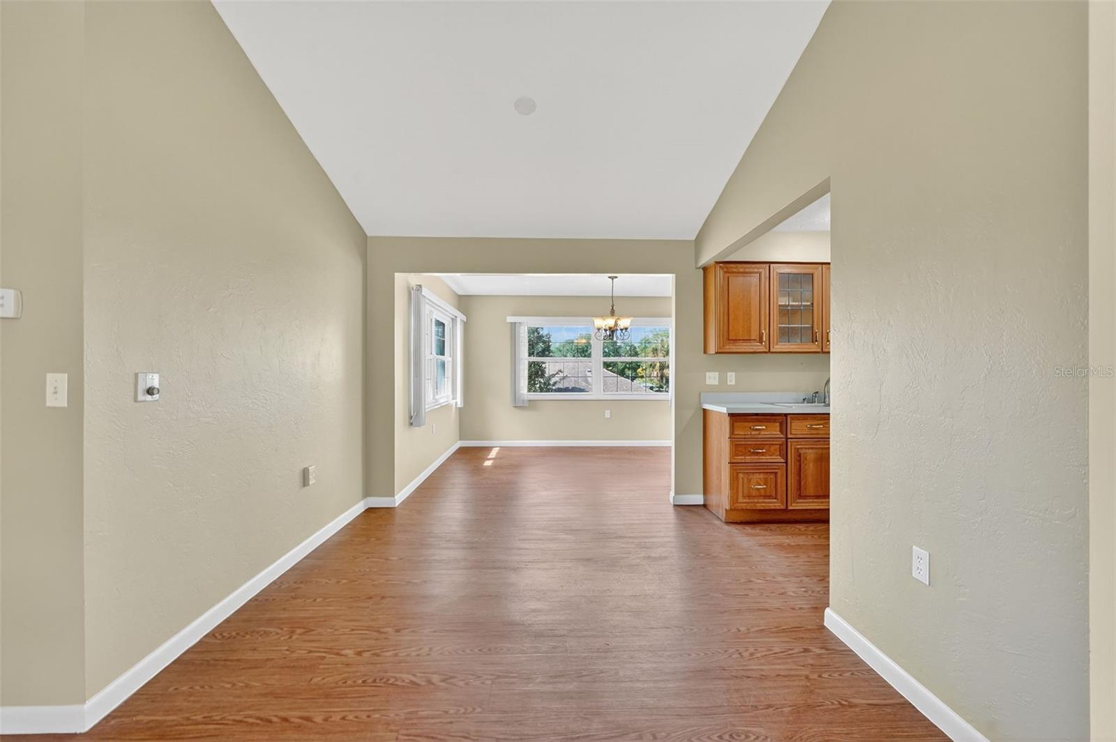 BEVERLY HILLS UNIT 07 - Residential