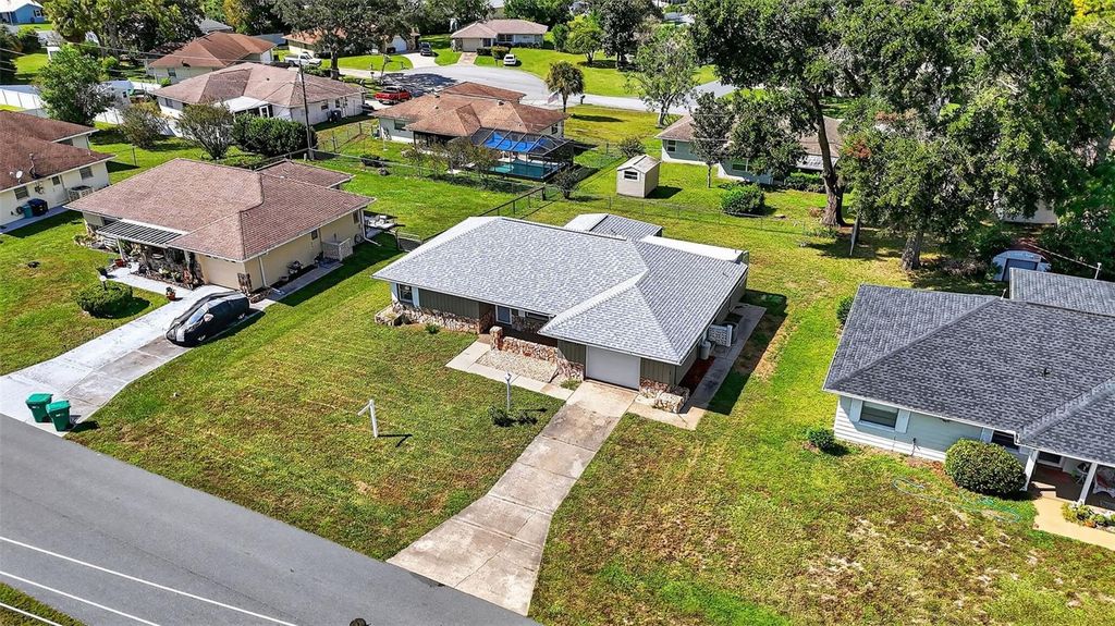Photo of 553 W Buttonbush Drive, Beverly Hills, FL 34465 (MLS # TB8429236)