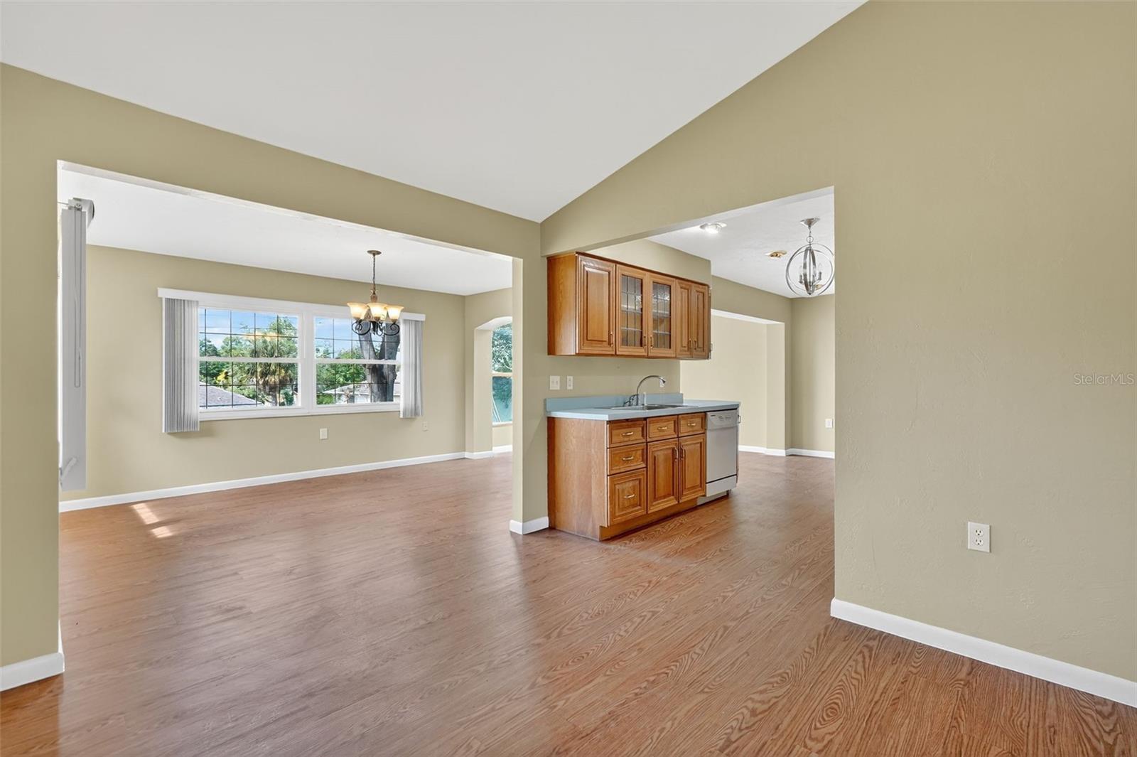 BEVERLY HILLS UNIT 07 - Residential